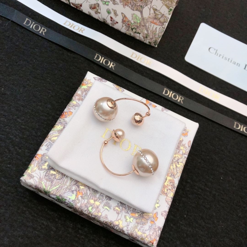 ch**an D*or earrings